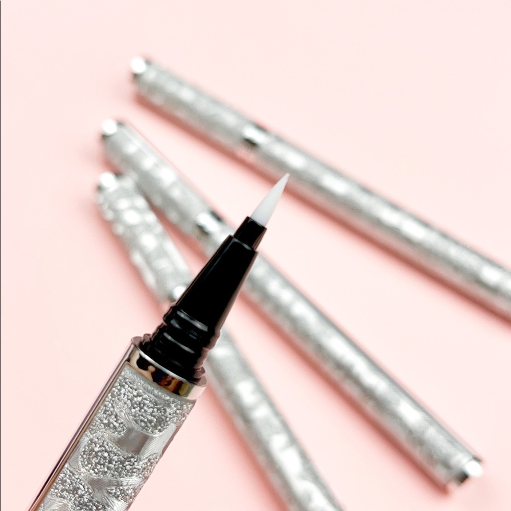 Eyelashes Adhesive | clear adhesive | Lash glue